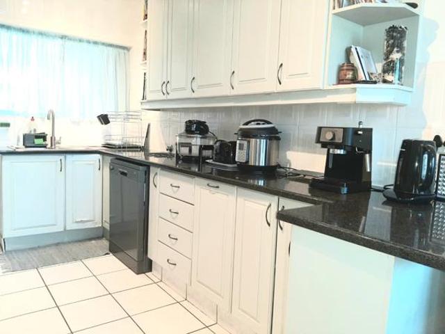 Townhouse for sale in Ugu District Municipality, Kwazulu-natal