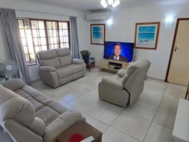 Townhouse for sale in Ugu District Municipality, Kwazulu-natal
