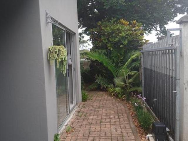 Townhouse for rent in Ugu District Municipality, Kwazulu-natal