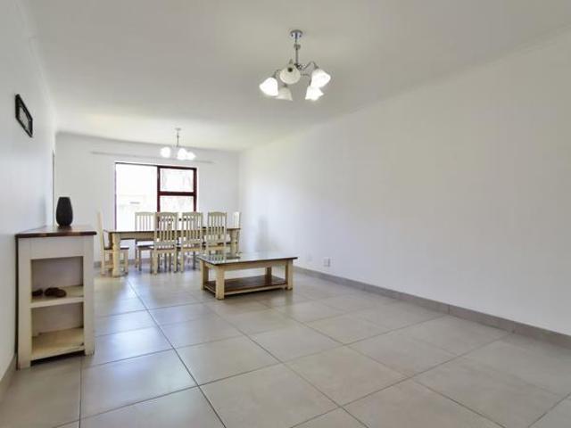 Townhouse for sale in Port Elizabeth, Eastern Cape