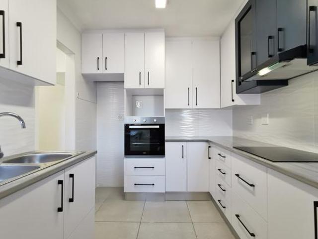 Townhouse for sale in Port Elizabeth, Eastern Cape