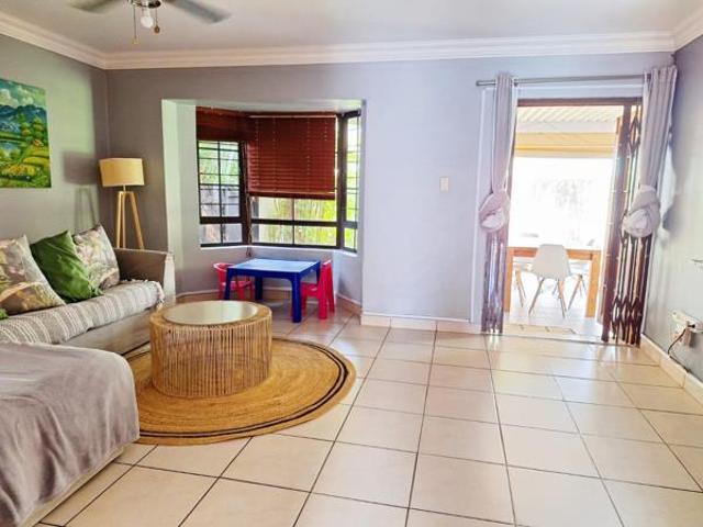 Townhouse for rent in Seaview, Kwazulu-natal