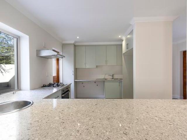 Townhouse for rent in Durbanville, Western Cape