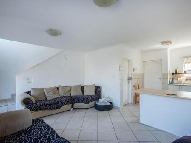 Townhouse for sale in Cape Town, Western Cape