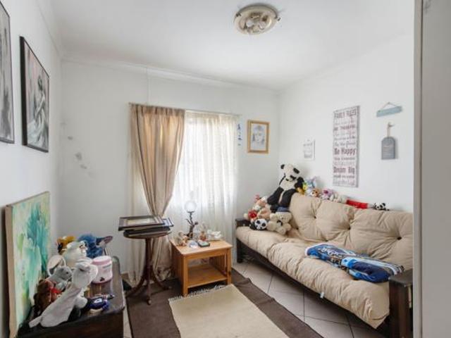 Townhouse for sale in Cape Town, Western Cape