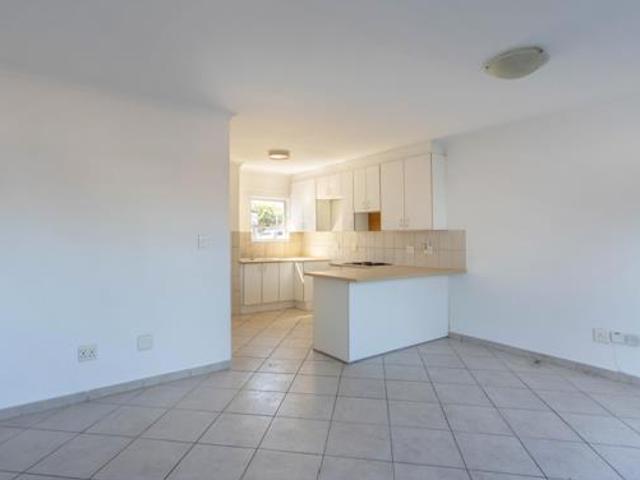 Townhouse for sale in Cape Town, Western Cape