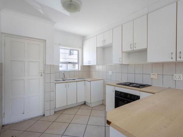 Townhouse for sale in Cape Town, Western Cape