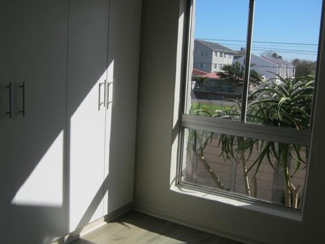 Townhouse for rent in Cape Town, Western Cape