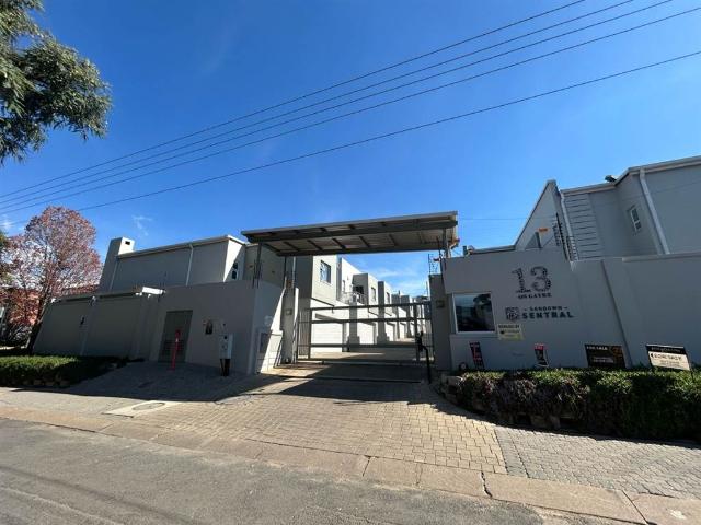 Townhouse for sale in Vosloorus, Gauteng