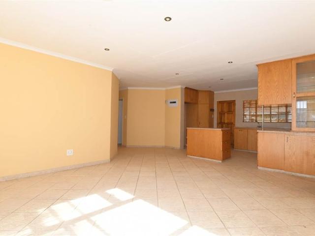 Townhouse for sale in East Rand