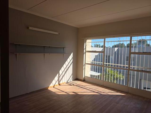 Townhouse for sale in Kroonstad, Free State