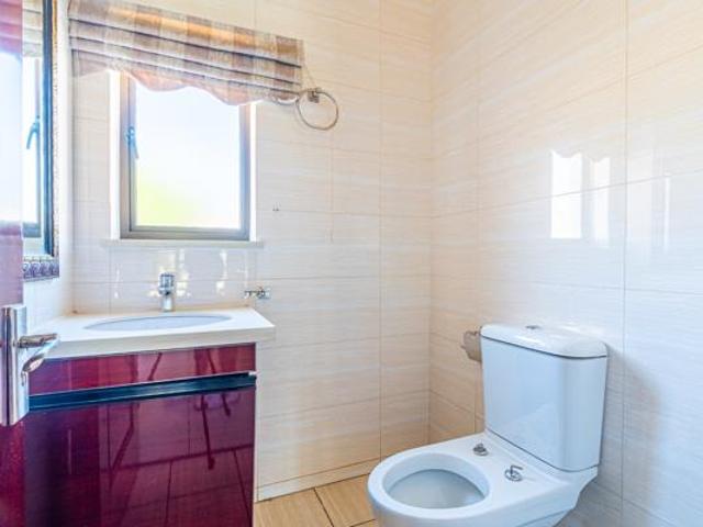 Townhouse for sale in Vosloorus, Gauteng