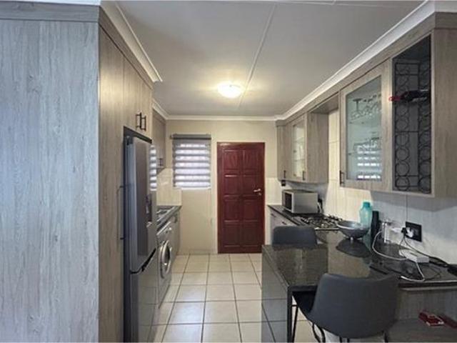 Townhouse for sale in Vosloorus, Gauteng