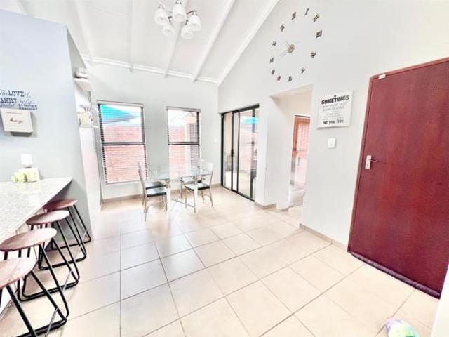 Townhouse for sale in Tembisa, Gauteng