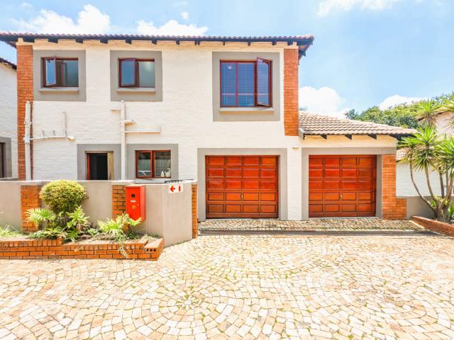 Townhouse for sale in Randburg, Gauteng