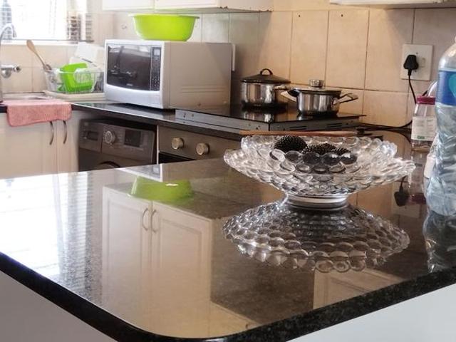 Townhouse for rent in Vosloorus, Gauteng
