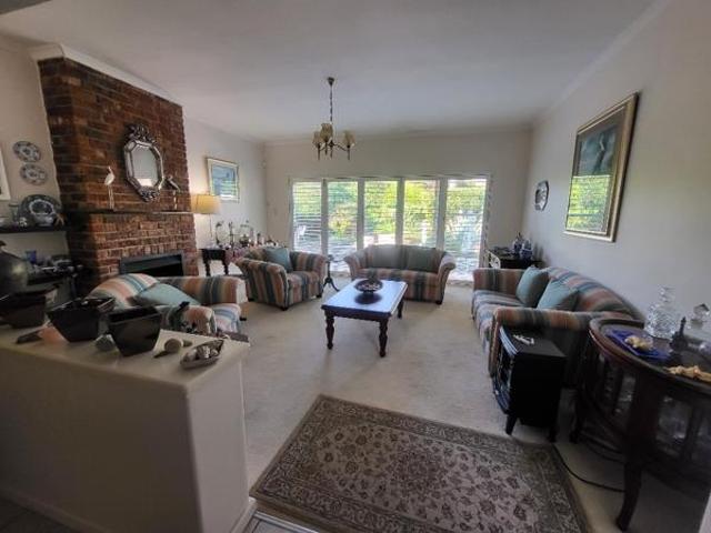 Townhouse for sale in Nelson Mandela Bay Ward 18, Nelson Mandela Bay Metropolitan Municipality