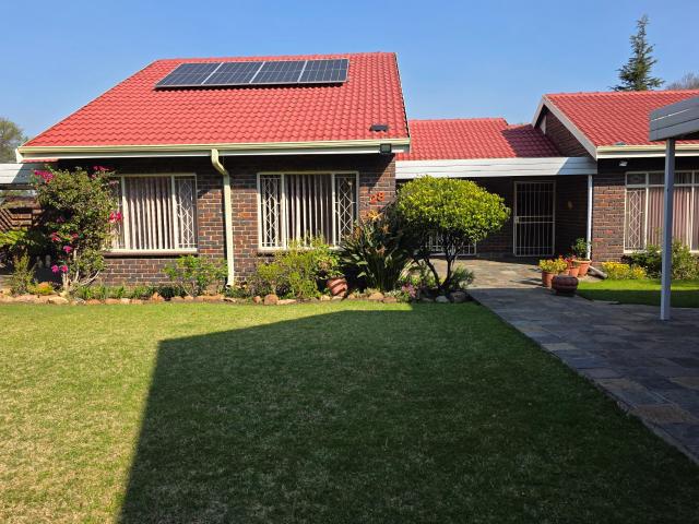 Townhouse for sale in Ekurhuleni, Gauteng