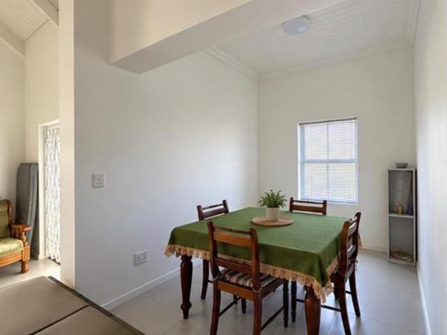 Townhouse for rent in Rietpoel, Theewaterskloof Local Municipality