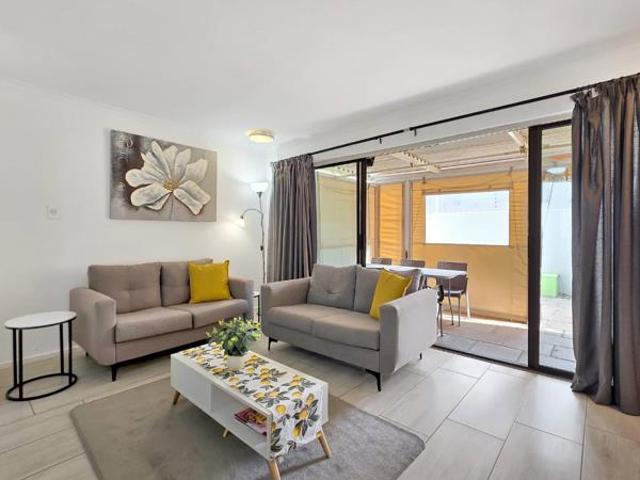 Townhouse for sale in Cape Town, Western Cape