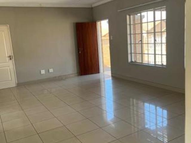 Townhouse for sale in Witbank, Mpumalanga
