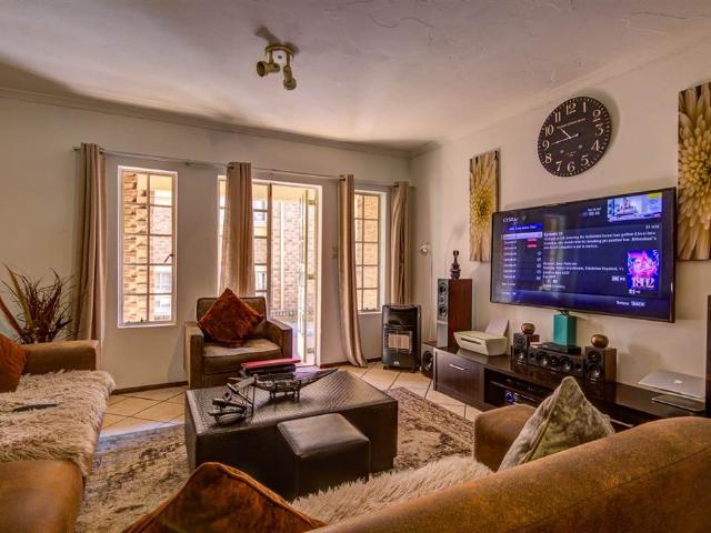 Townhouse for sale in Ekurhuleni, Gauteng