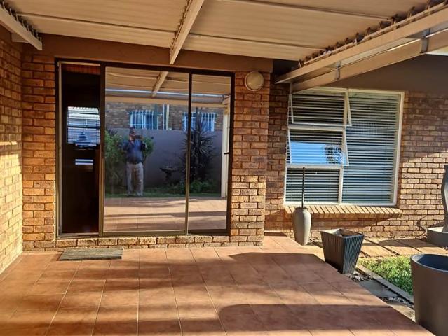 Townhouse for sale in Ekurhuleni, Gauteng
