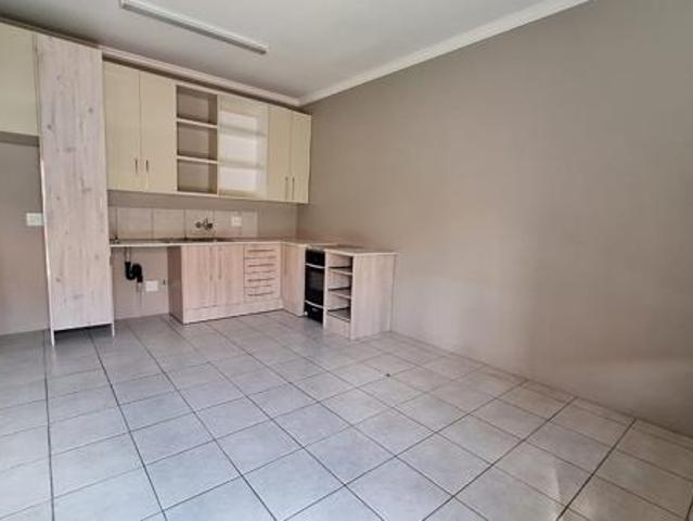 Townhouse for sale in Gert Sibande, Mpumalanga