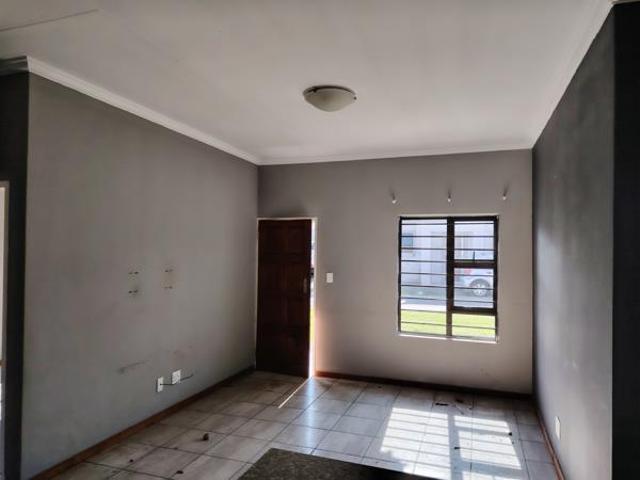 Townhouse for sale in Gert Sibande, Mpumalanga