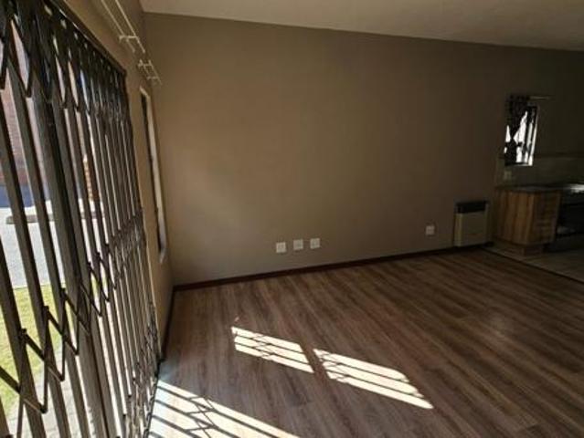 Townhouse for rent in Secunda, Govan Mbeki