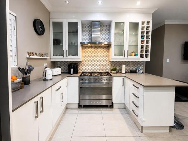 Townhouse for sale in Gert Sibande, Mpumalanga