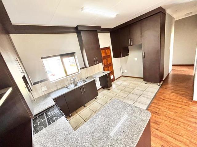 Townhouse for sale in Gert Sibande, Mpumalanga