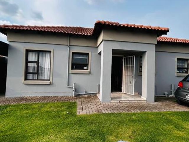 Townhouse for sale in Gert Sibande, Mpumalanga