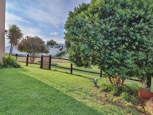 Townhouse for rent in North West