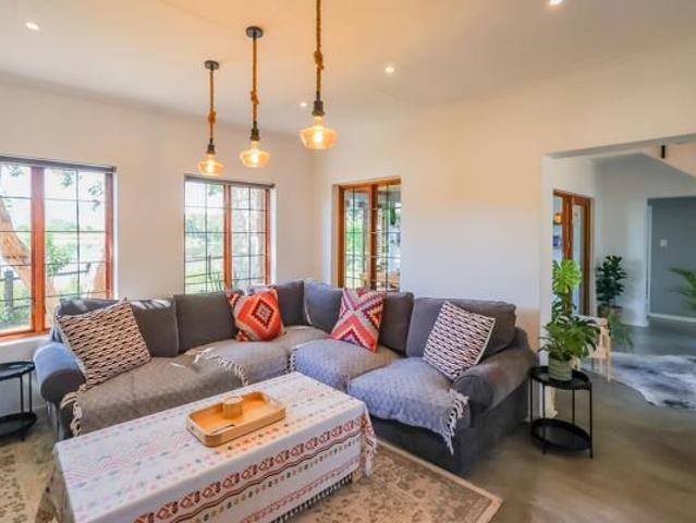 Townhouse for rent in North West