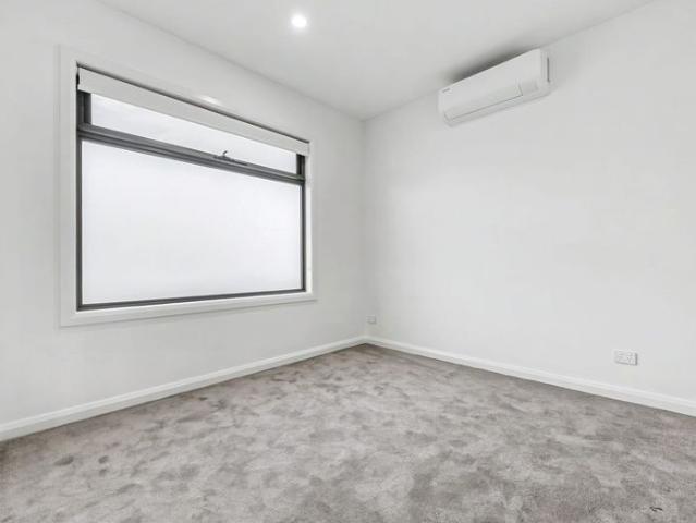 Townhouse for rent in Camerons Creek, Victoria