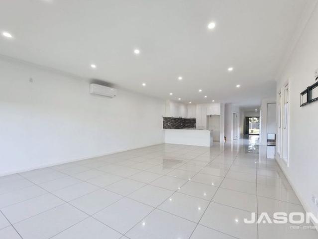 Townhouse for rent in Camerons Creek, Victoria
