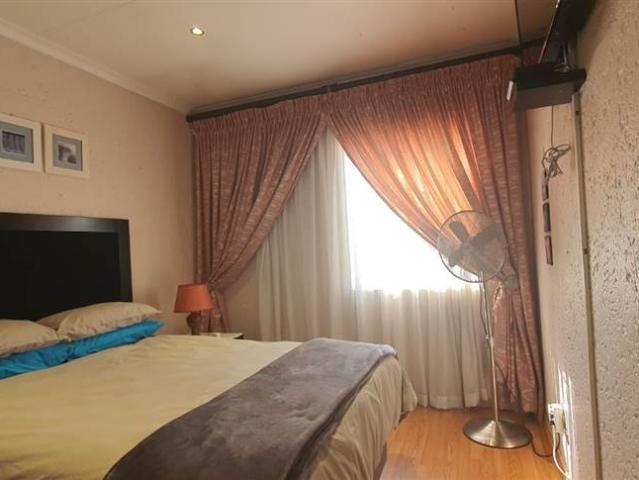 Townhouse for sale in Vosloorus, Gauteng