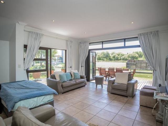 Townhouse for sale in North West