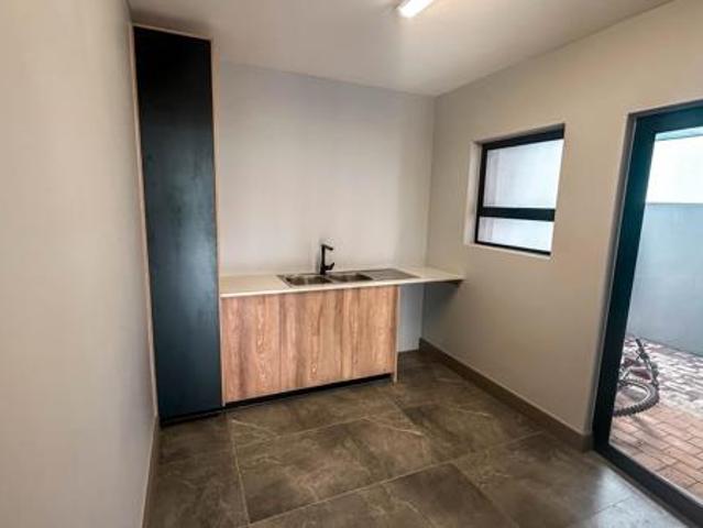 Townhouse for rent in North West
