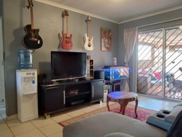Townhouse for rent in Centurion, City of Tshwane Metropolitan Municipality