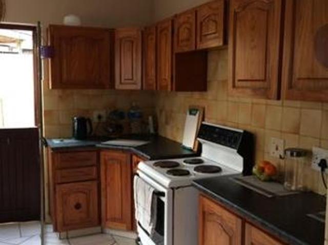 Townhouse for rent in Seaview, Kwazulu-natal
