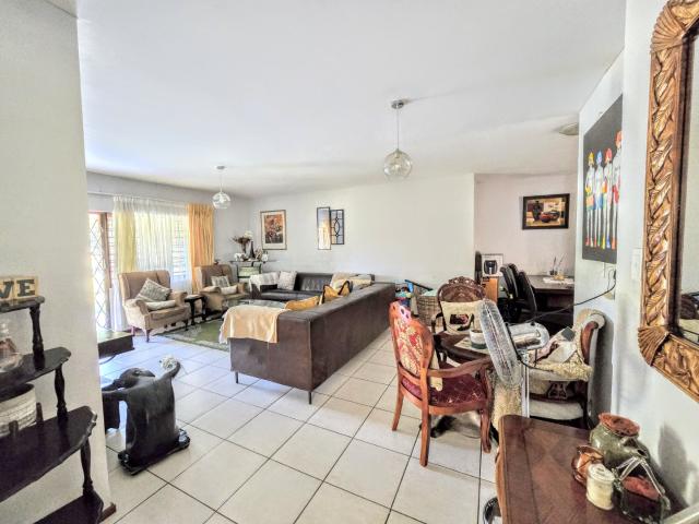 Townhouse for sale in Akasia, Gauteng