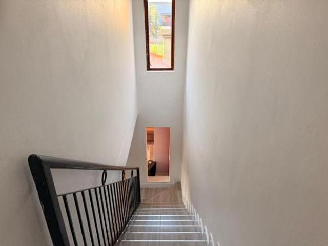 Townhouse for rent in Waterkloof, Gauteng