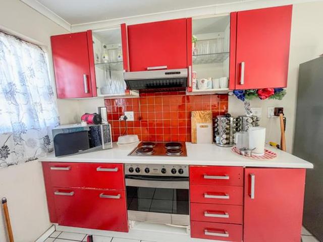 Townhouse for sale in Cape Town, Western Cape