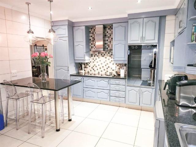 Townhouse for sale in Sedibeng, Gauteng