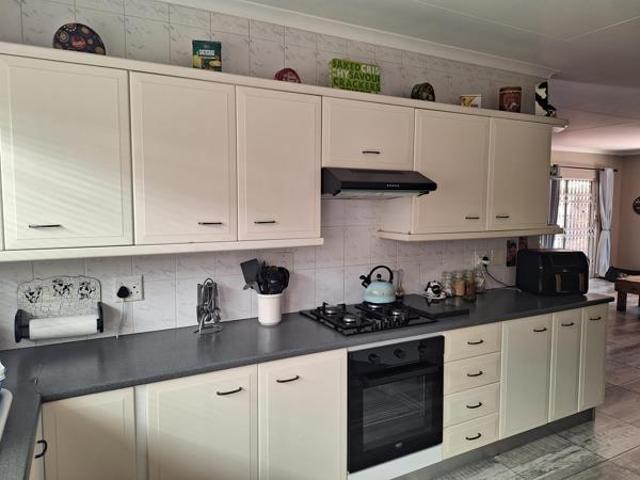 Townhouse for sale in Sedibeng, Gauteng