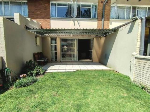 Townhouse for sale in Vereeniging, Emfuleni Local Municipality