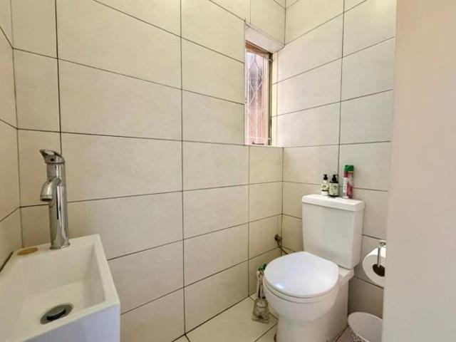 Townhouse for rent in Vereeniging, Emfuleni Local Municipality