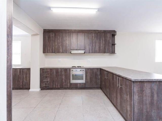 Townhouse for sale in Cape Town, Milnerton